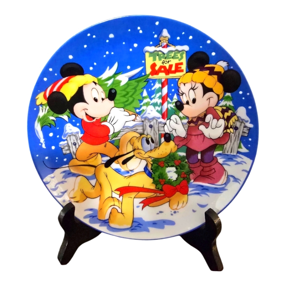 1990 Disney Characters "A Holly Jolly Christmas" Annual Collector Plate